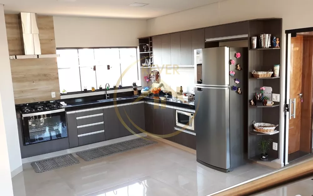 Casa, 5 quartos, 203 m² - Foto 3