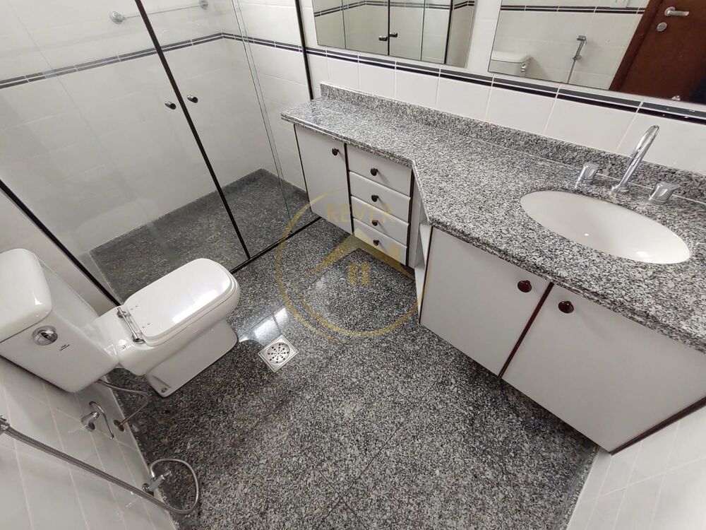 Apartamento à venda com 3 quartos, 247m² - Foto 8