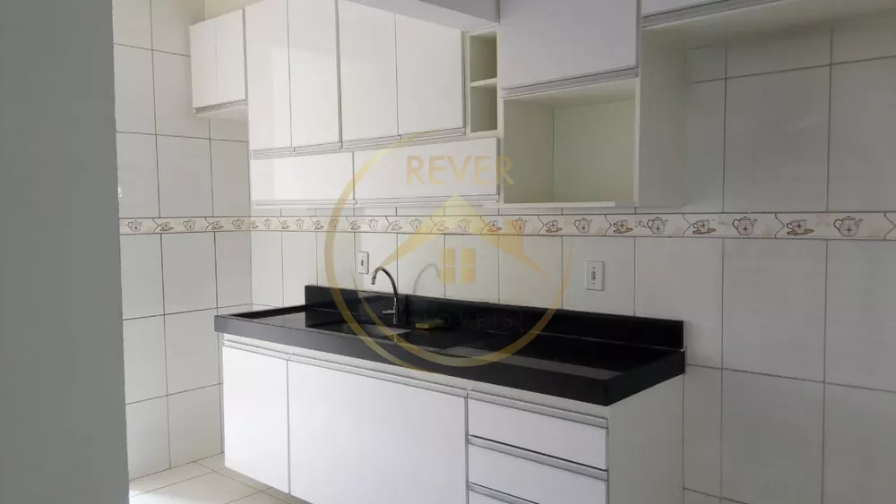 Apartamento à venda com 2 quartos, 70m² - Foto 4