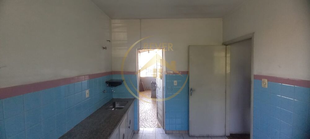 Prédio Inteiro à venda com 3 quartos, 220m² - Foto 4
