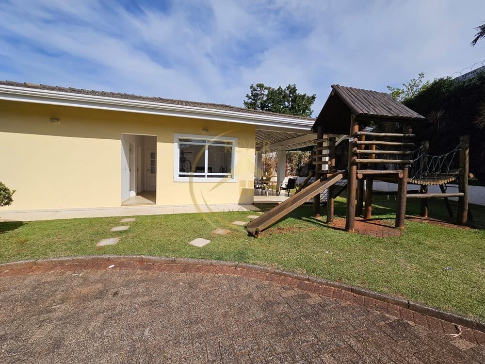 Casa à venda com 4 quartos, 210m² - Foto 8