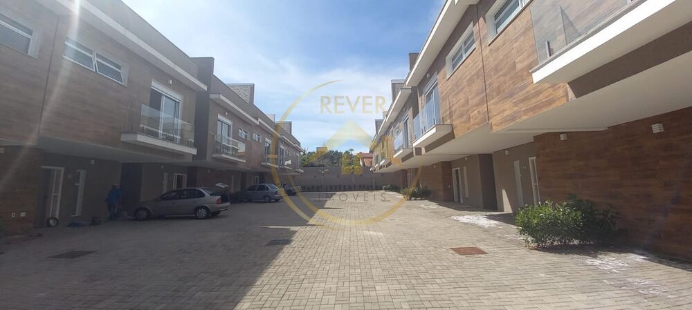 Casa à venda com 3 quartos, 174m² - Foto 4
