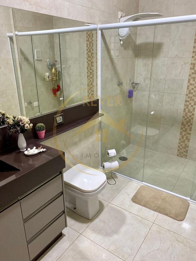 Casa, 3 quartos, 200 m² - Foto 2