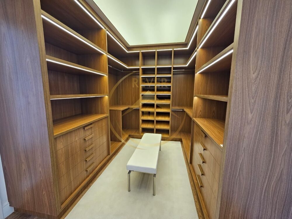 Apartamento, 3 quartos, 221 m² - Foto 2