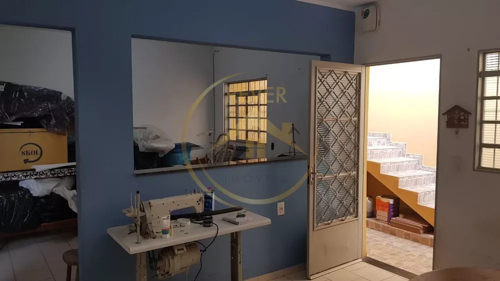 Prédio Inteiro para alugar com 3 quartos, 250m² - Foto 12