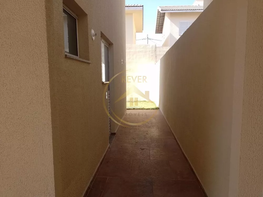 Casa à venda com 2 quartos, 115m² - Foto 3