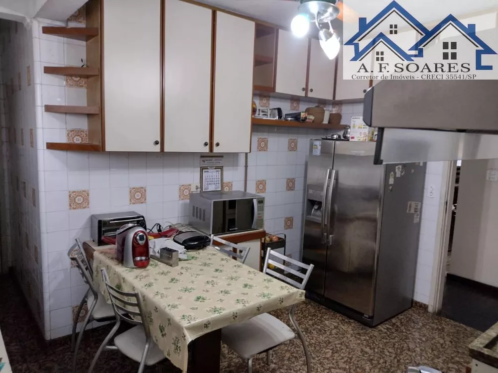 Apartamento à venda com 3 quartos, 107m² - Foto 4