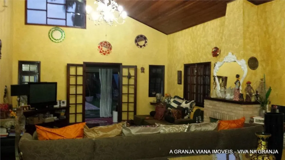 Casa, 3 quartos, 290 m² - Foto 2