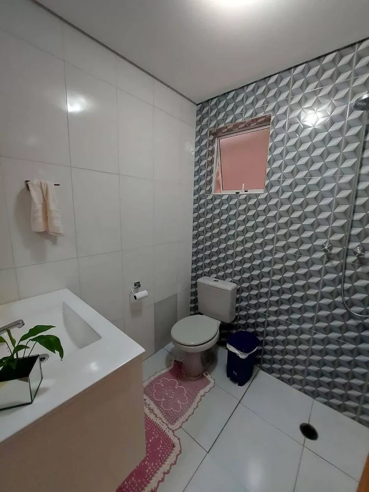 Sobrado, 3 quartos, 219 m² - Foto 2