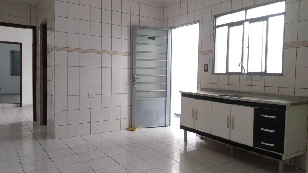Casa, 2 quartos, 150 m² - Foto 2