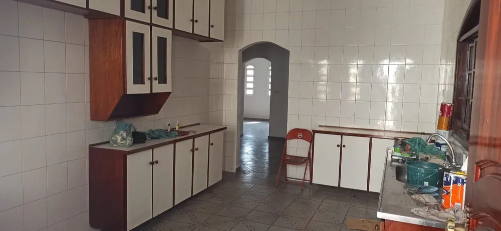 Casa, 3 quartos, 190 m² - Foto 2
