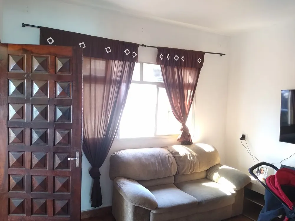 Casa, 3 quartos, 250 m² - Foto 2