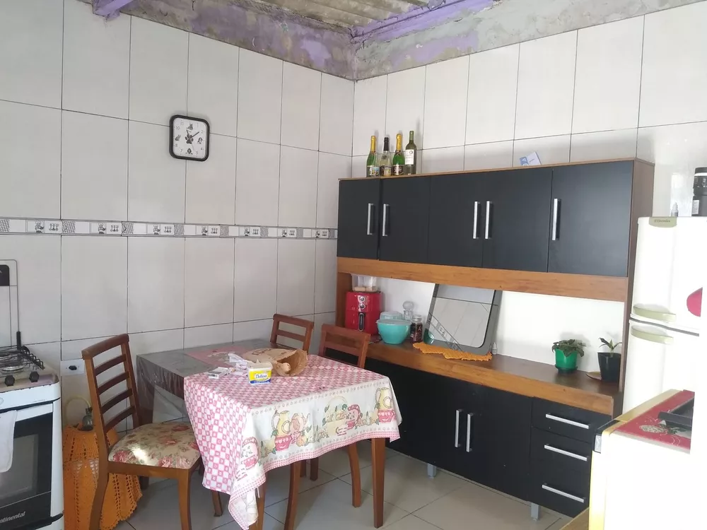 Casa, 3 quartos, 250 m² - Foto 1