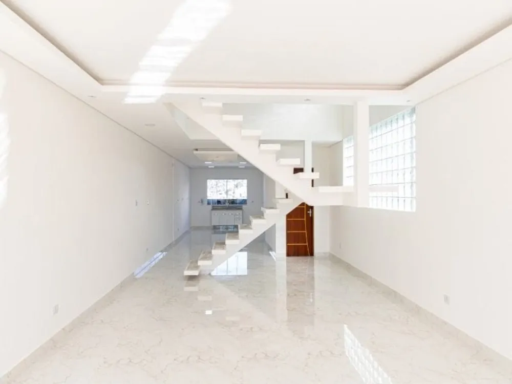 Casa, 4 quartos, 370 m² - Foto 1