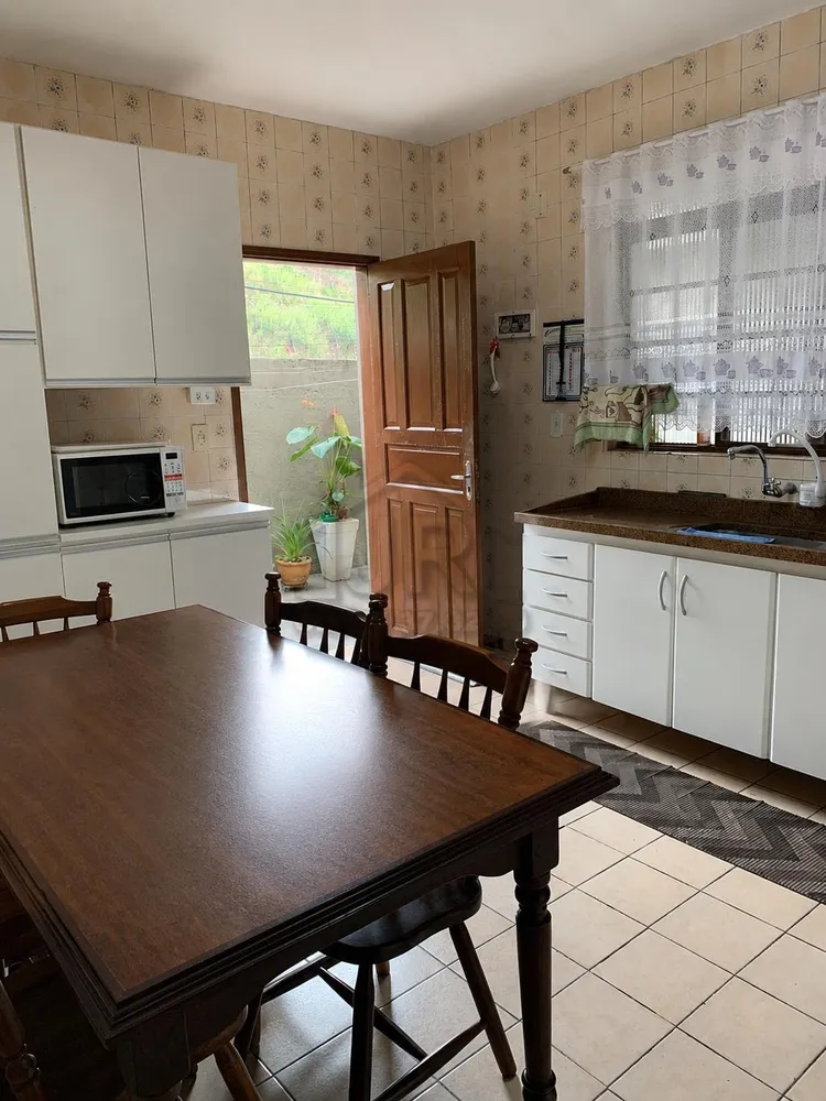 Casa, 3 quartos, 190 m² - Foto 3