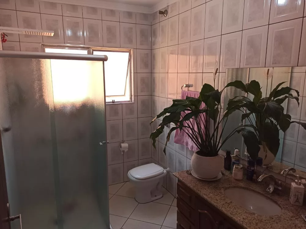 Casa, 3 quartos, 250 m² - Foto 3