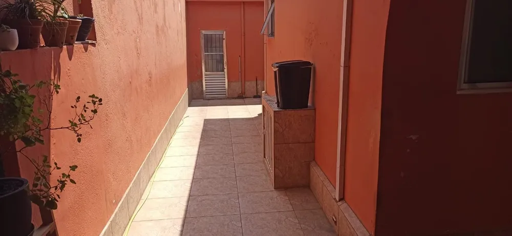 Casa, 3 quartos, 250 m² - Foto 8