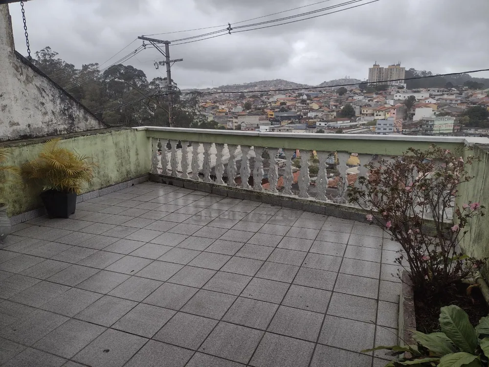 Sobrado, 3 quartos, 249 m² - Foto 2