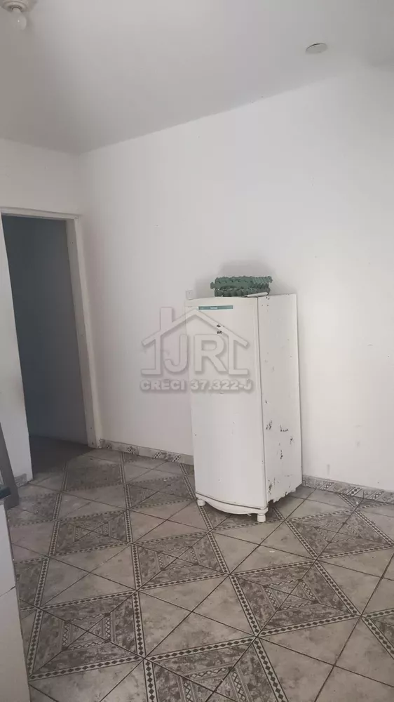 Casa, 4 quartos, 218 m² - Foto 2
