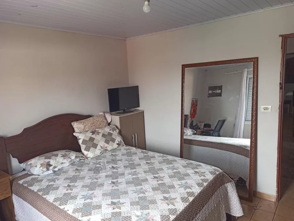 Casa, 3 quartos, 250 m² - Foto 1