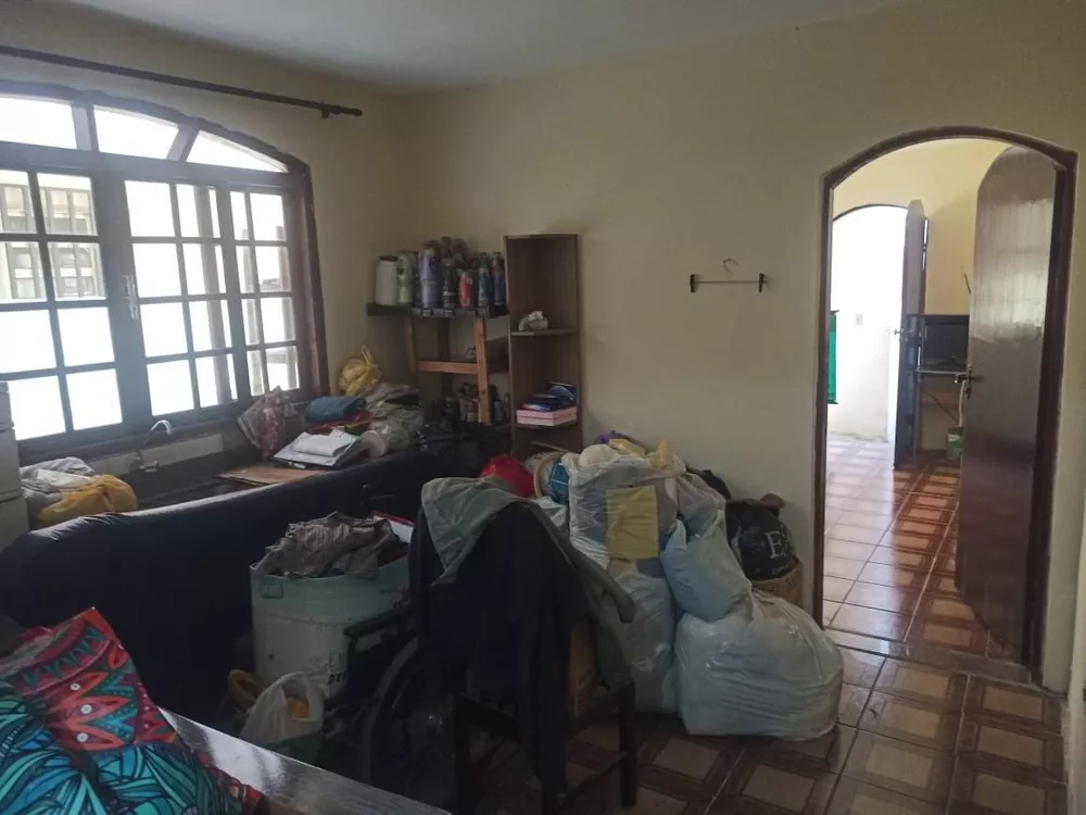 Casa, 3 quartos, 180 m² - Foto 1