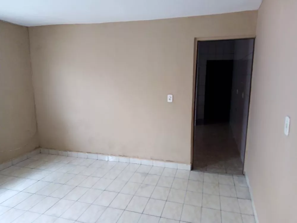 Casa, 1 quarto, 150 m² - Foto 4