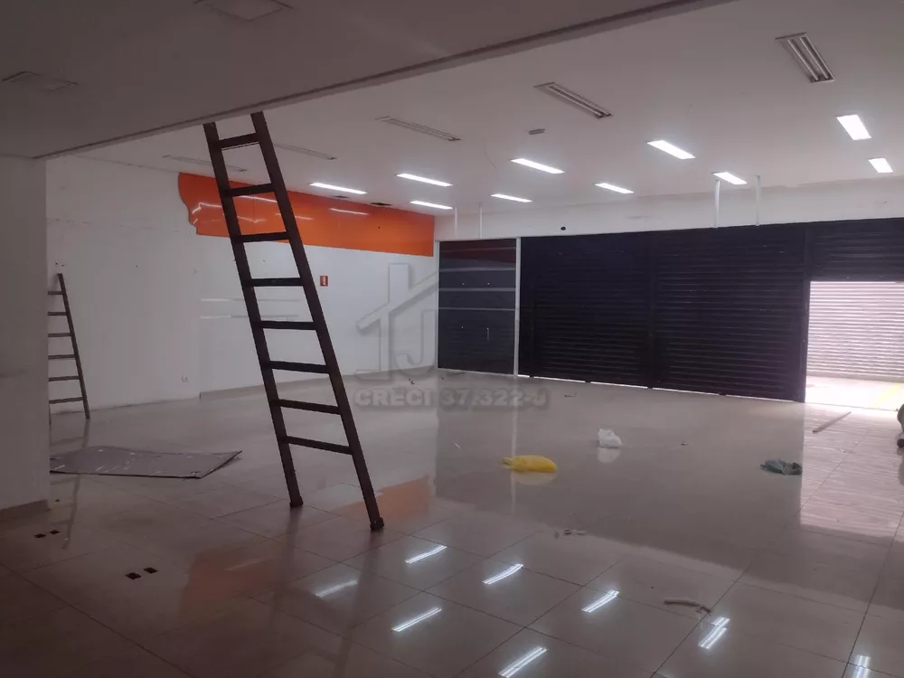 Loja-Salão, 300 m² - Foto 1