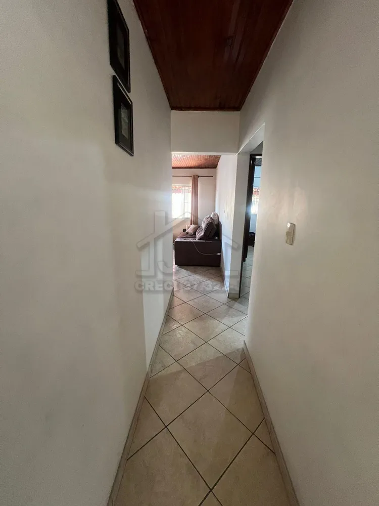 Casa, 3 quartos, 238 m² - Foto 4