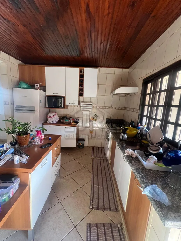 Casa, 3 quartos, 238 m² - Foto 3