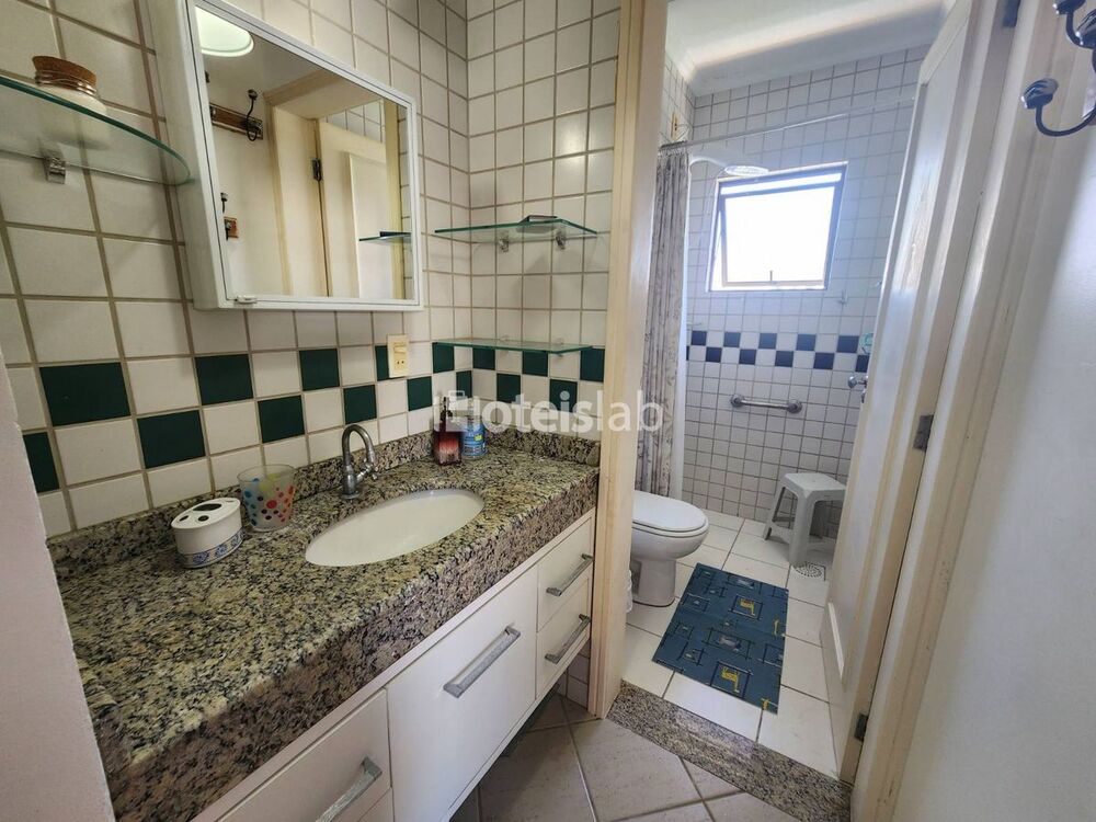 Apartamento à venda e temporada com 2 quartos - Foto 3