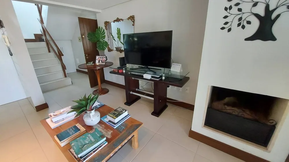 Casa, 4 quartos, 250 m² - Foto 9