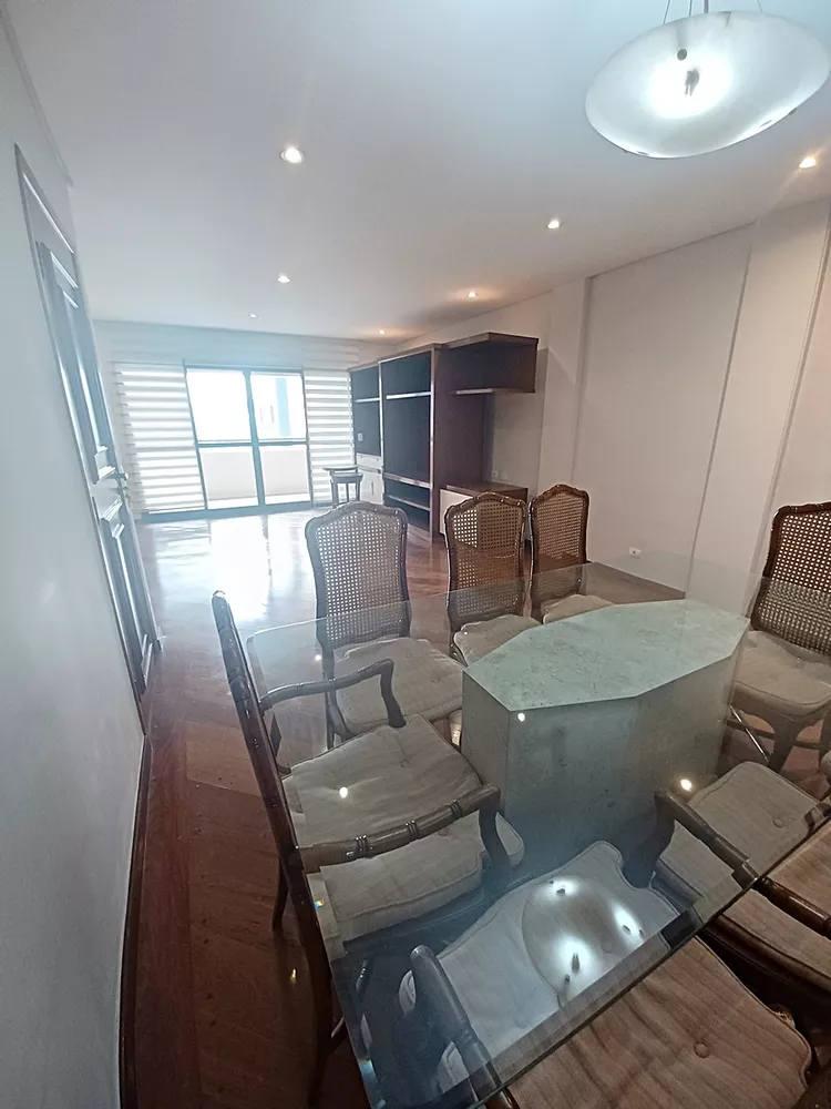 Apartamento à venda com 3 quartos, 154m² - Foto 7