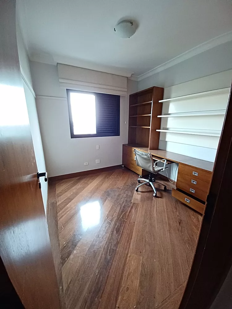 Apartamento à venda com 3 quartos, 154m² - Foto 18