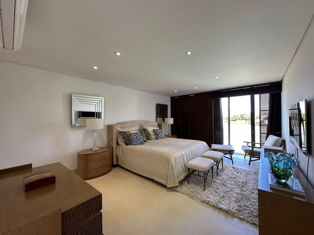 Casa, 4 quartos, 347 m² - Foto 13