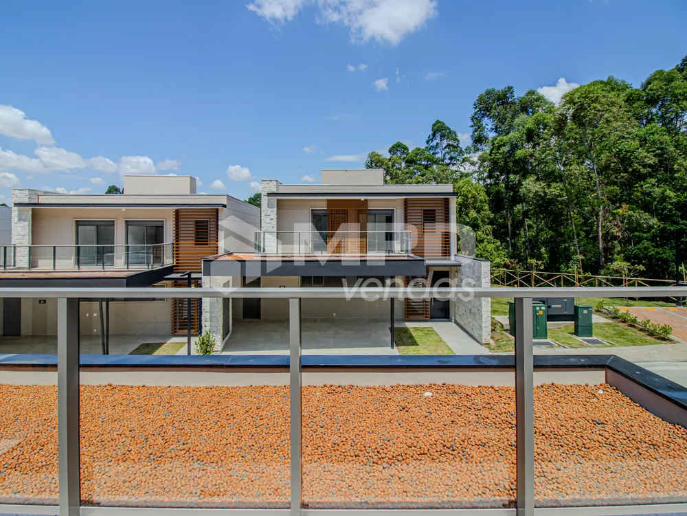 Casa, 3 quartos, 230 m² - Foto 2