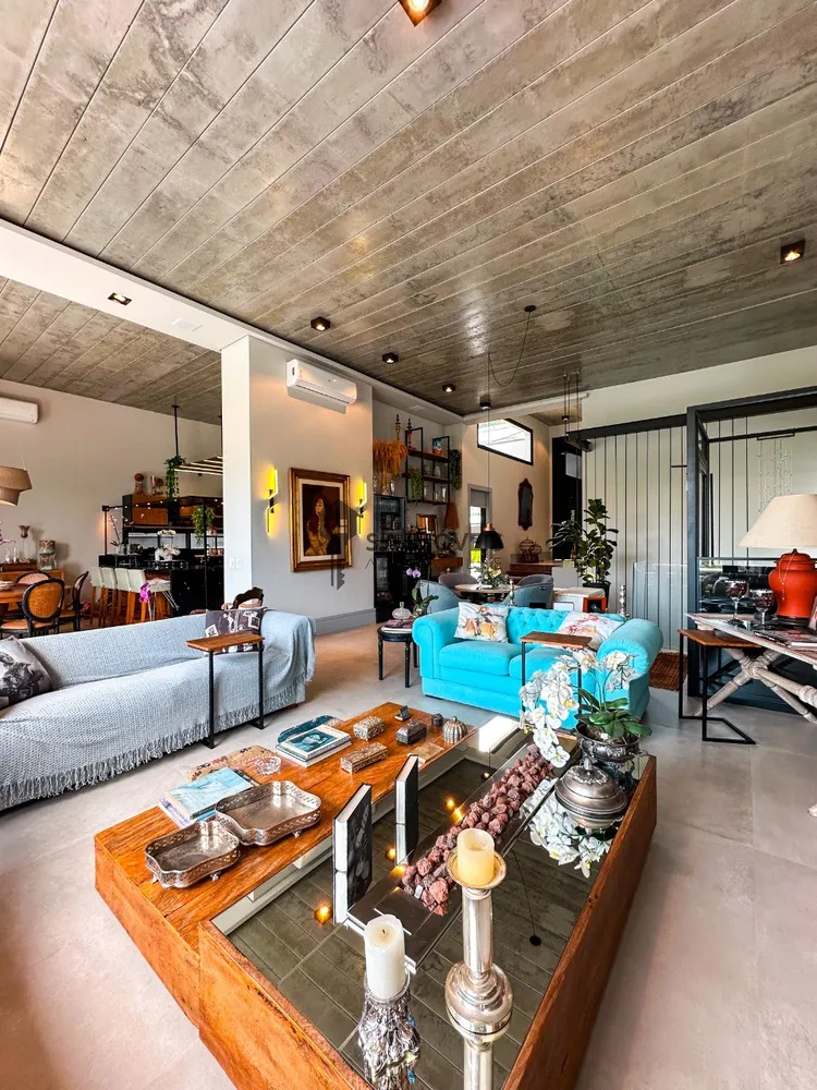 Casa, 4 quartos, 335 m² - Foto 1