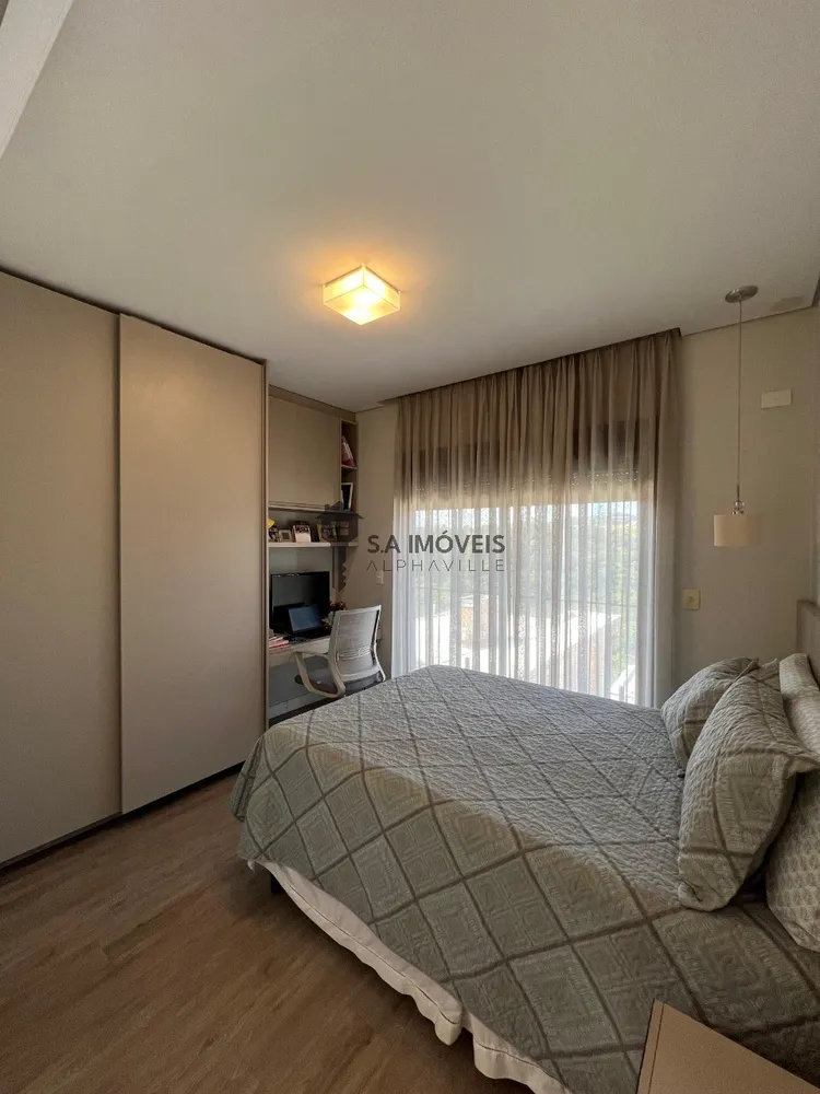 Casa, 4 quartos, 387 m² - Foto 1