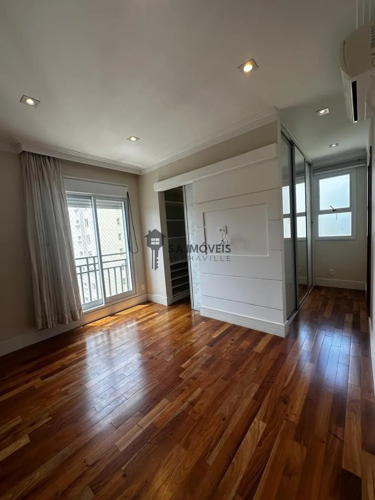 Apartamento, 3 quartos, 201 m² - Foto 1