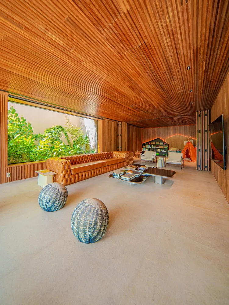 Casa, 4 quartos, 615 m² - Foto 2
