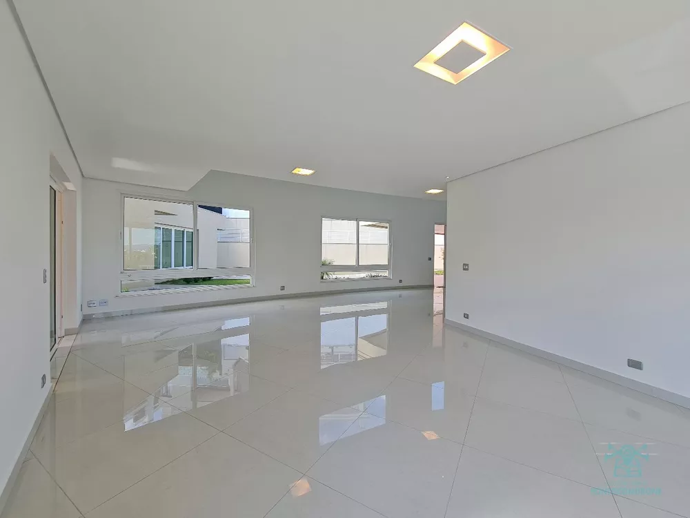 Casa à venda com 4 quartos, 780m² - Foto 4