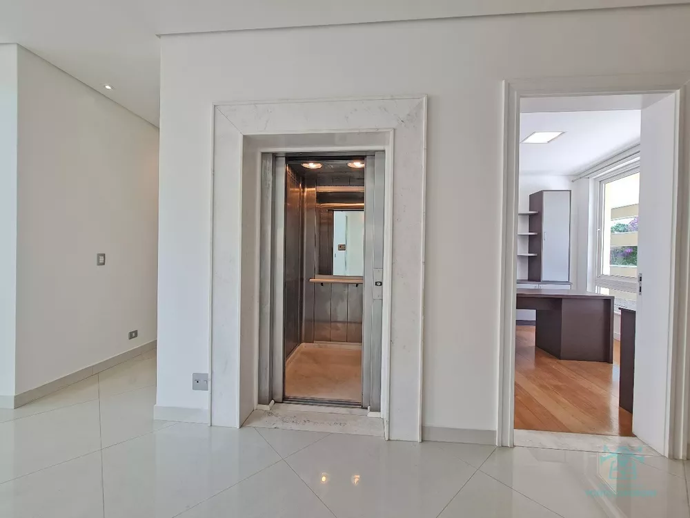 Casa à venda com 4 quartos, 780m² - Foto 10