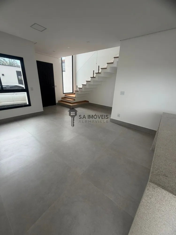 Casa, 4 quartos, 143 m² - Foto 1
