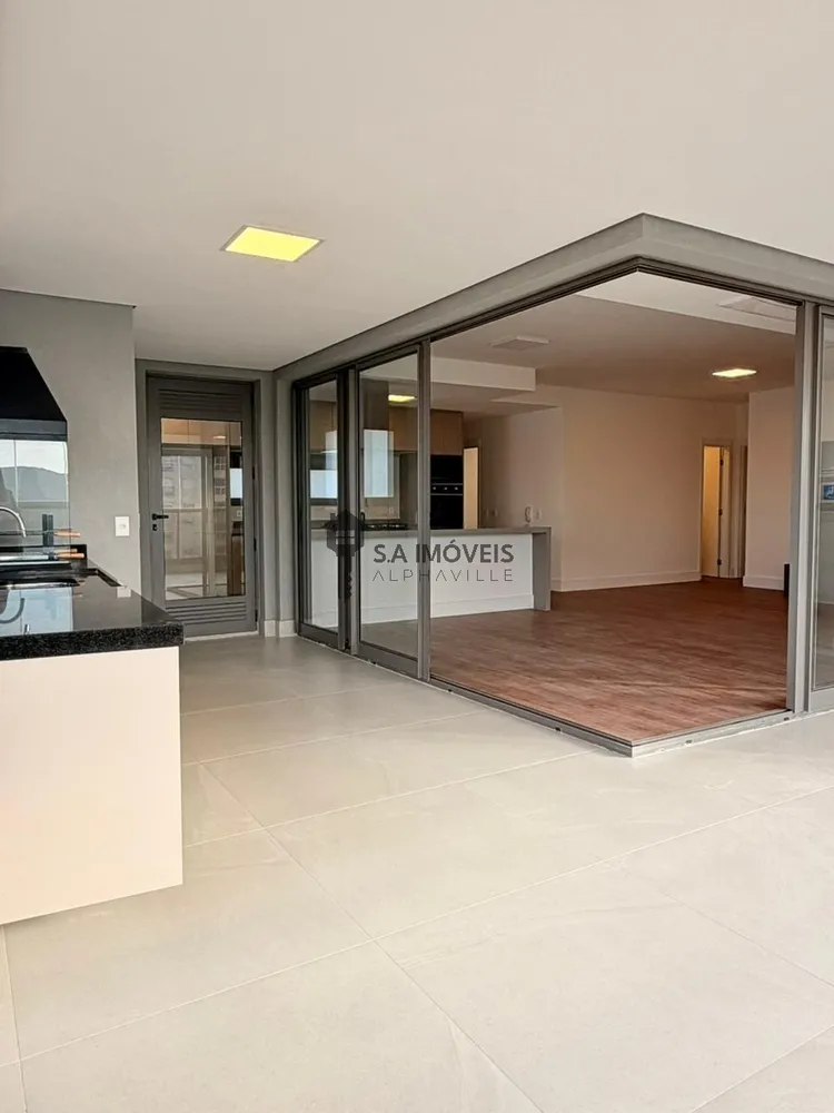 Apartamento, 3 quartos, 244 m² - Foto 1