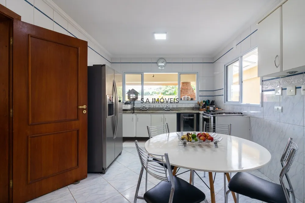 Casa, 4 quartos, 294 m² - Foto 1