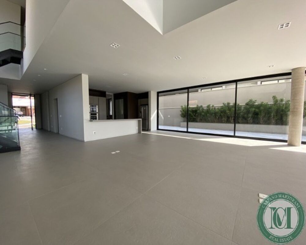 Casa à venda com 5 quartos, 1042m² - Foto 4
