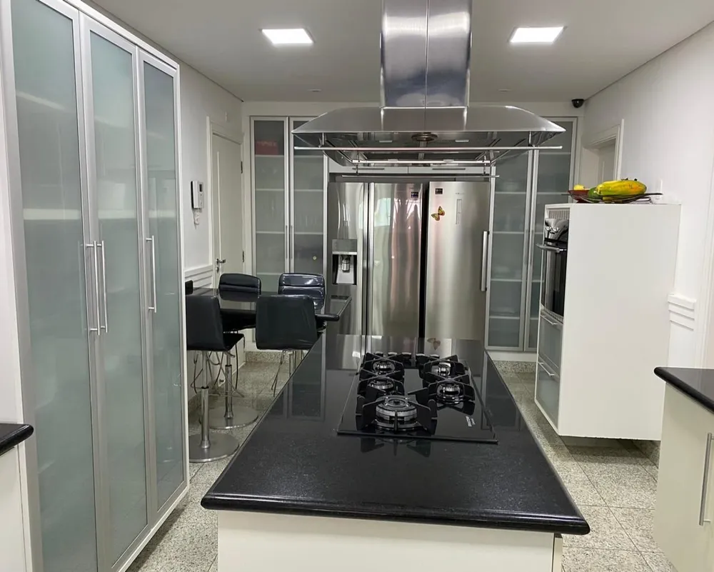 Casa, 4 quartos, 650 m² - Foto 3
