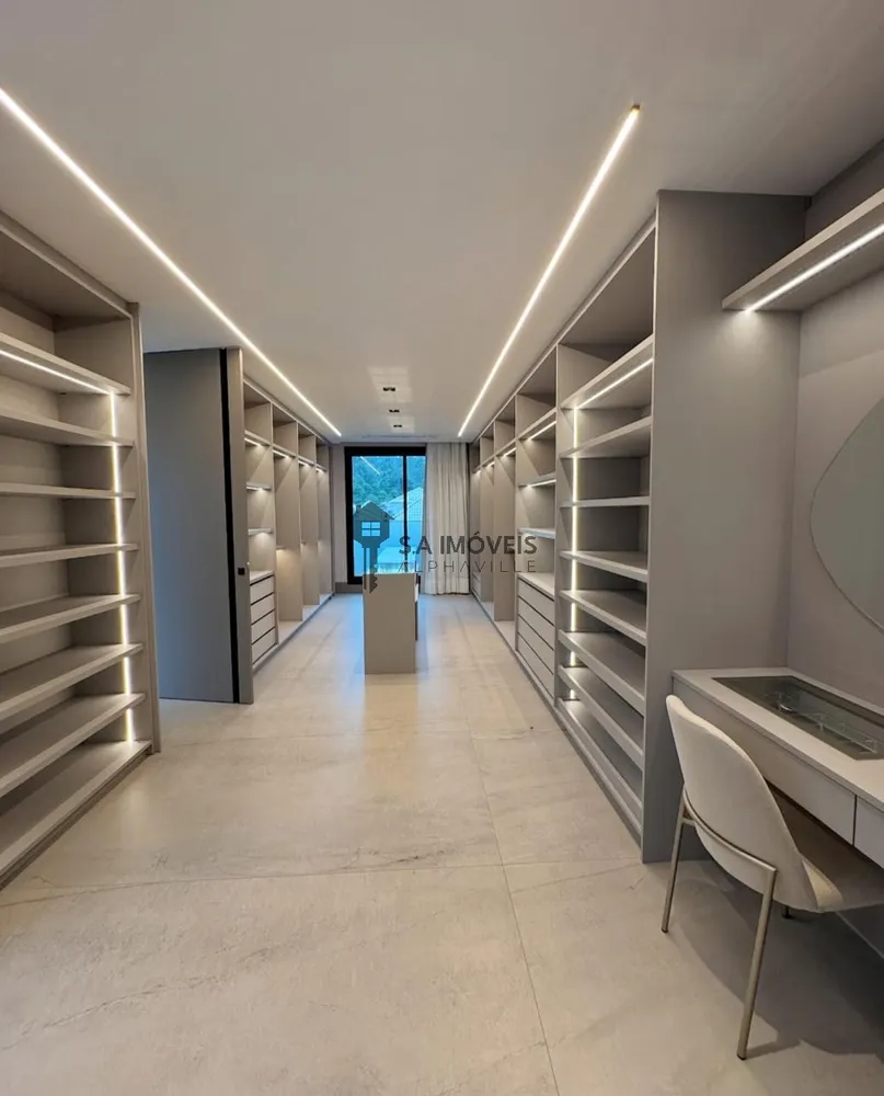 Casa, 6 quartos, 1469 m² - Foto 3