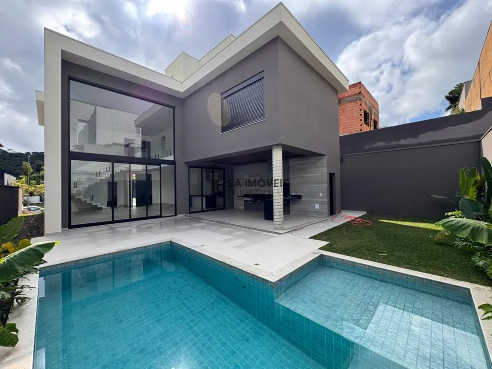 Casa, 4 quartos, 334 m² - Foto 2