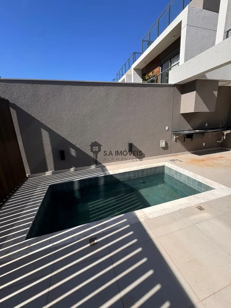 Casa, 3 quartos, 277 m² - Foto 1