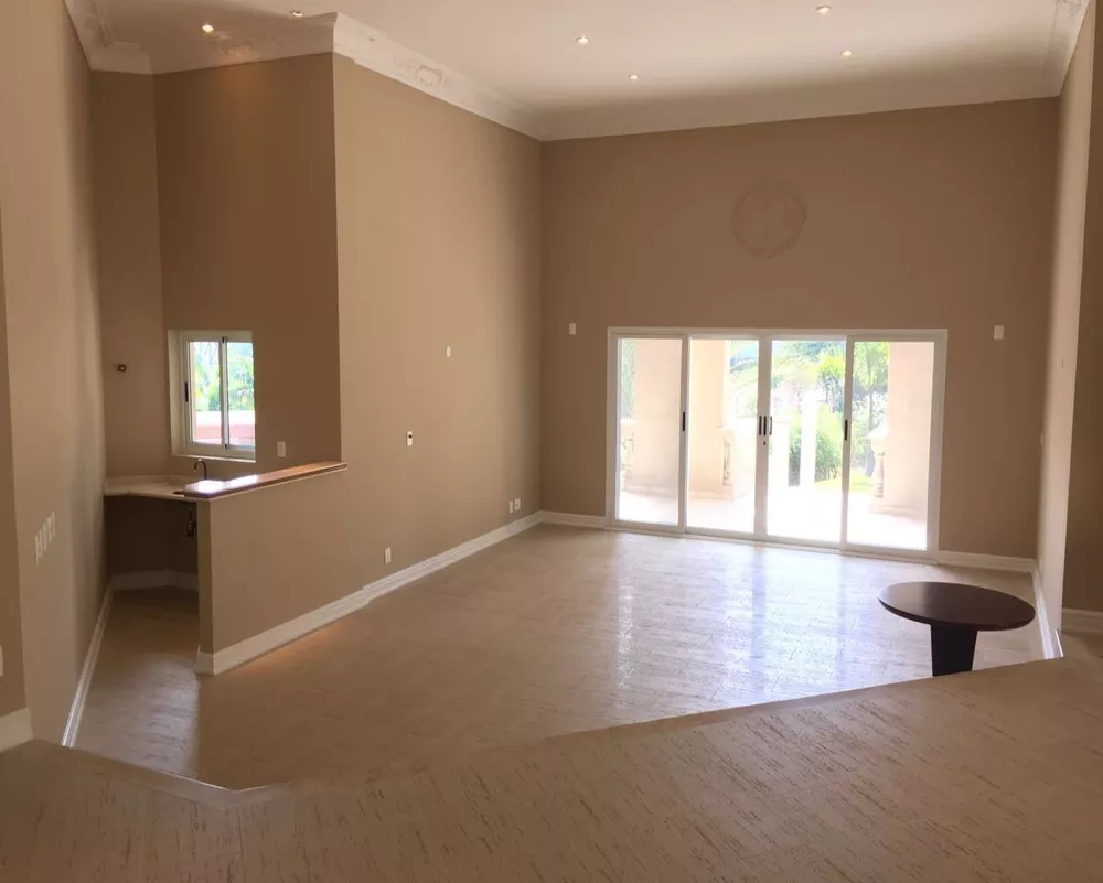 Casa à venda com 4 quartos, 1100m² - Foto 4